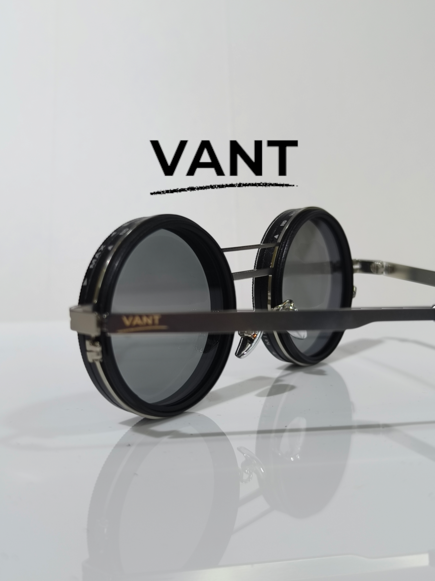 VANT – M5 Silver Edition