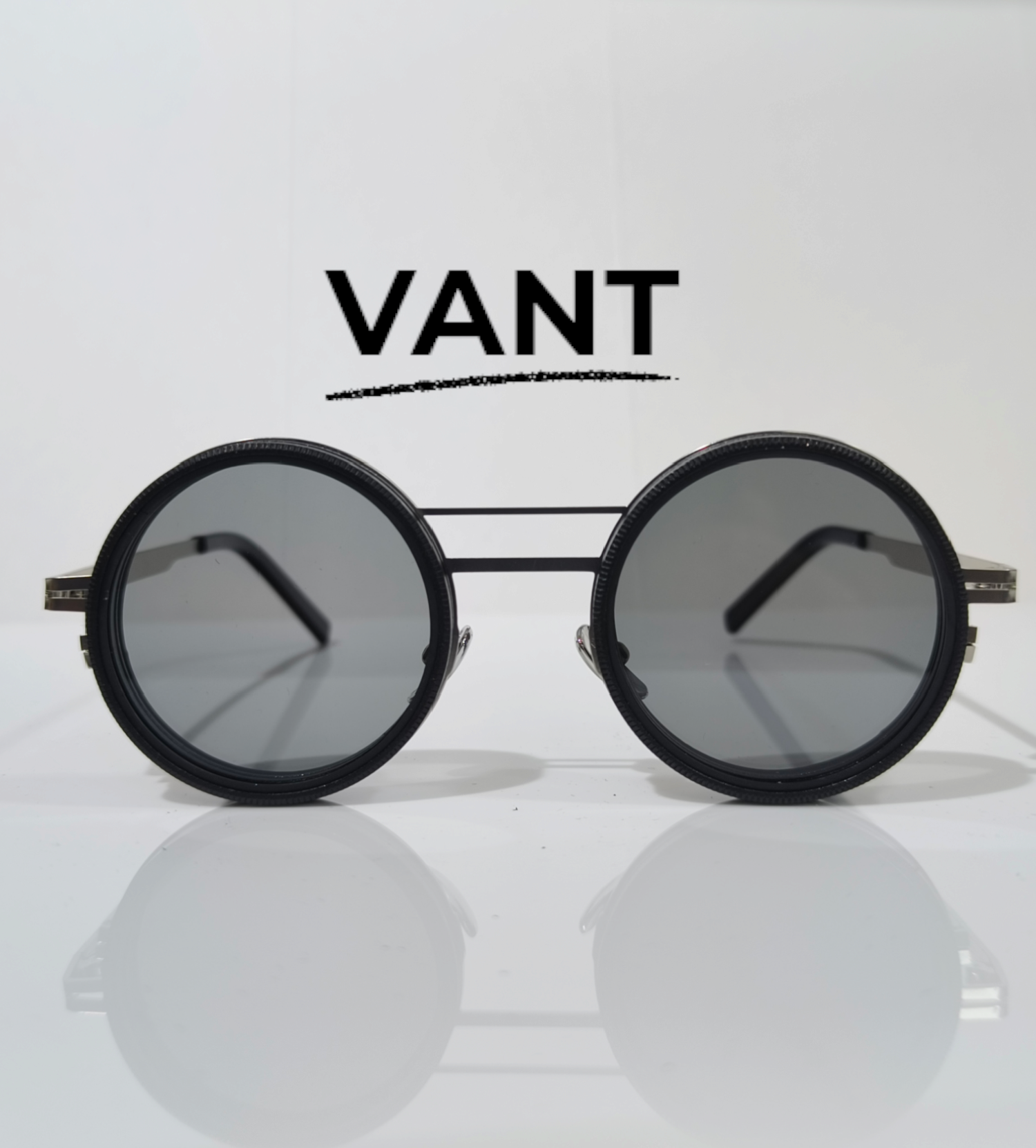 VANT – M5 Silver Edition